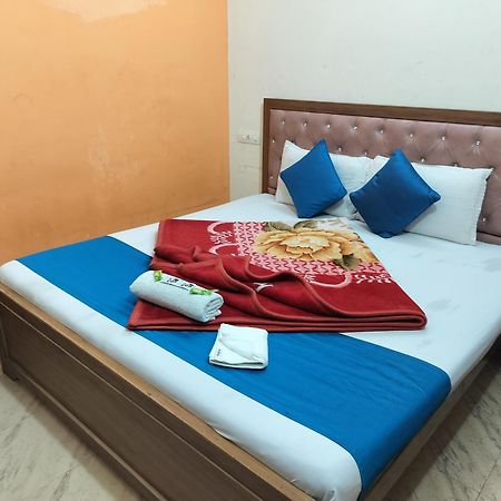Hotel Holiday Inn Paradise Chandīgarh Екстериор снимка